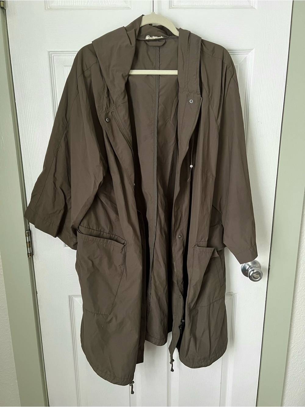 Eileen Fisher brown windbreaker
